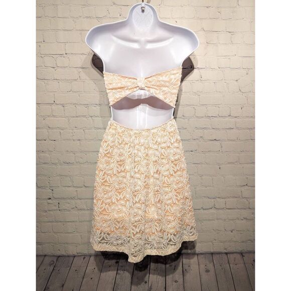 Deb strapless backless mini dress size small - Picture 3 of 4